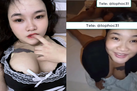 Được hai anh chơi em cười rạng ngời